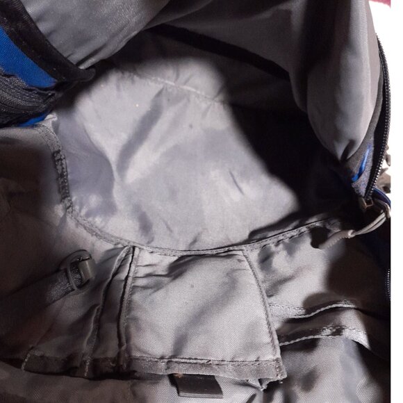 SOLD🟠🟠🟠🟠🟠🟠The North Face Borealis Large Backpack Gray Blue 19"H x14"W - Picture 9 of 14